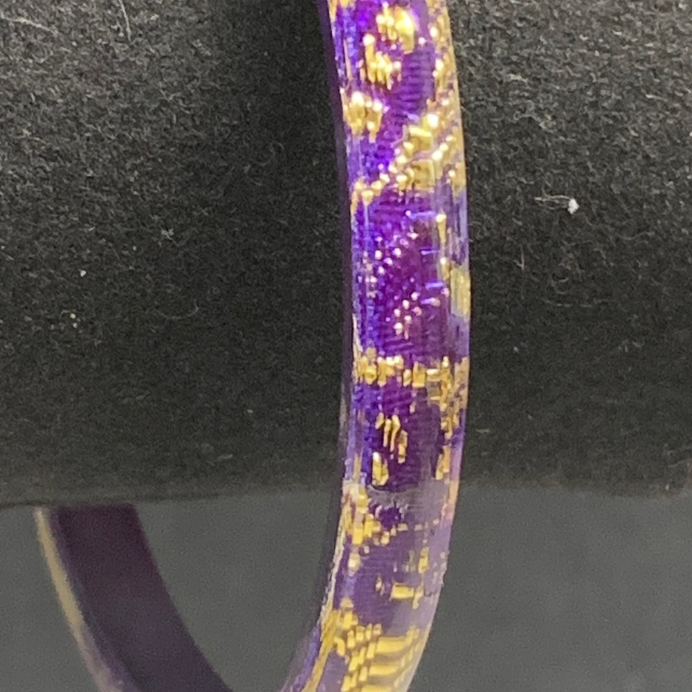Vintage Purple Gold Brocade Resin Bangle Bracelet 8 Inch Inner Circumference - Picture 2 of 8